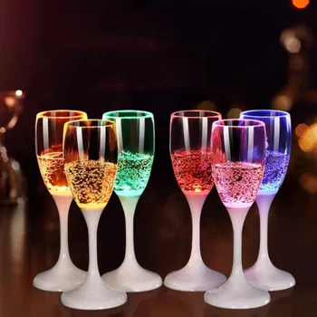 6 шт. Бокалов со светодиодной подсветкой, Флейт для шампанского, коктейльных мигающих чашек для вечеринки, бара, ночного клуба, напитков, Рождественской Свадьбы оптом