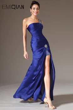 Новое синее атласное вечернее платье на одной бретельке с высоким разрезом и бусинами